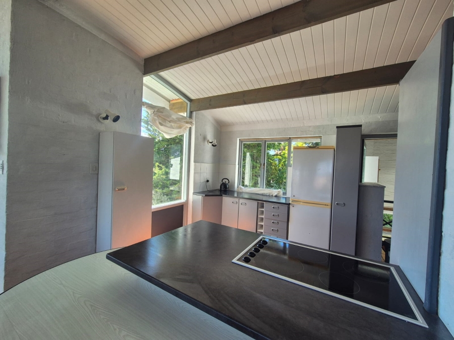 5 Bedroom Property for Sale in Herolds Bay Western Cape